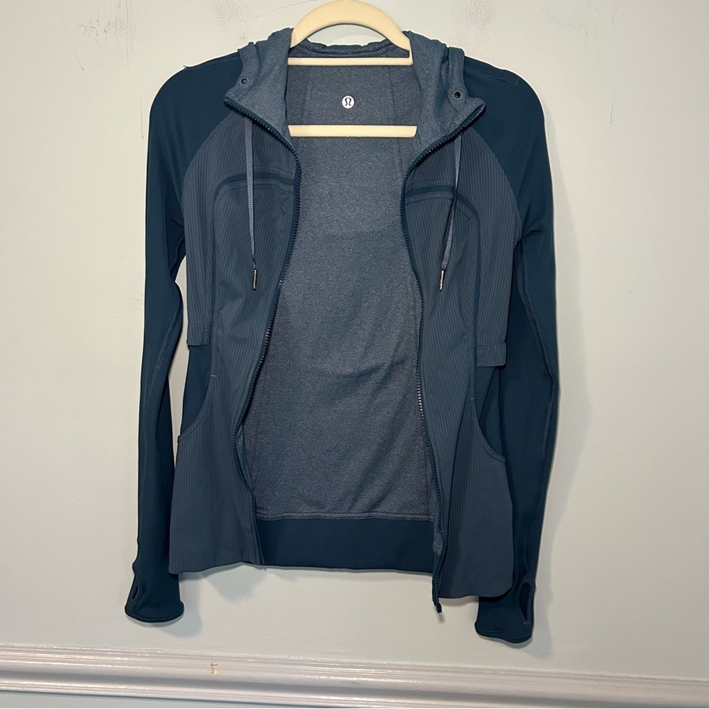 Lululemon Athletica Blue Rib Sleeve Dance Studio Hooded Jacket Size 2